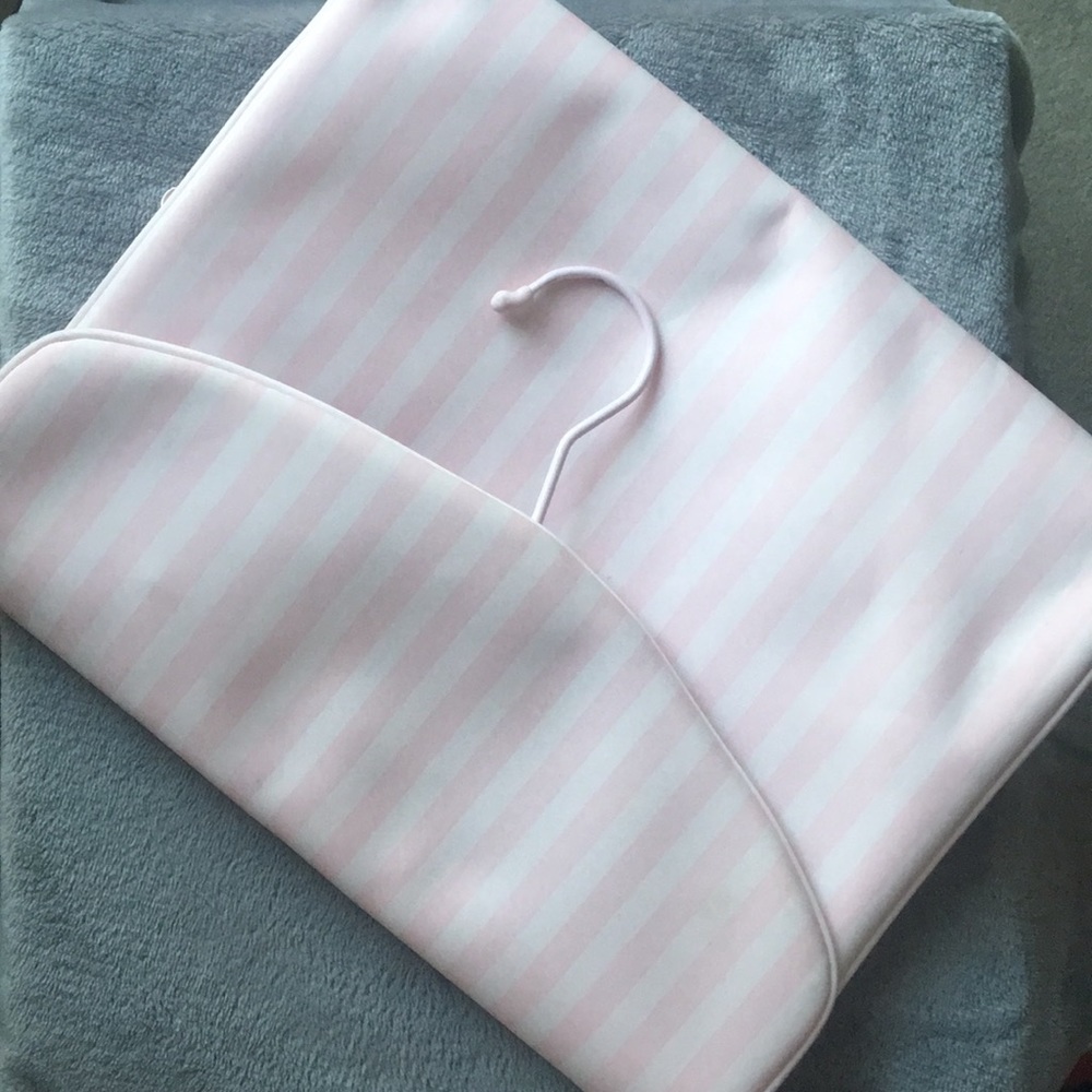 Victoria’s Secret Foldable Toiletries Case